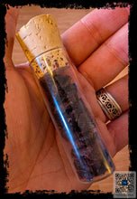 Load image into Gallery viewer, Dragon's Blood Resin