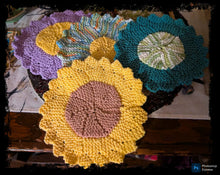 Load image into Gallery viewer, Crochet Ostara Flower Cloths, Set of 2