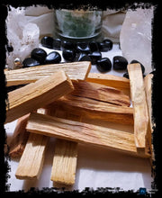 Load image into Gallery viewer, Palo Santo Sticks