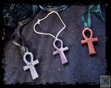 Load image into Gallery viewer, Resin Hanging Ornaments