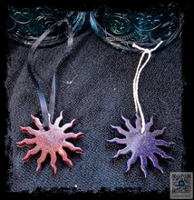 Load image into Gallery viewer, Resin Hanging Ornaments