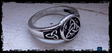 Load image into Gallery viewer, Triquetra Ring, S925 Size 7