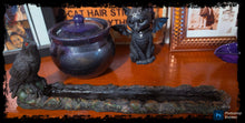 Load image into Gallery viewer, Raven Incense Holder