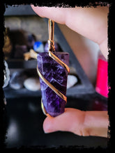Load image into Gallery viewer, Amethyst Point Pendants