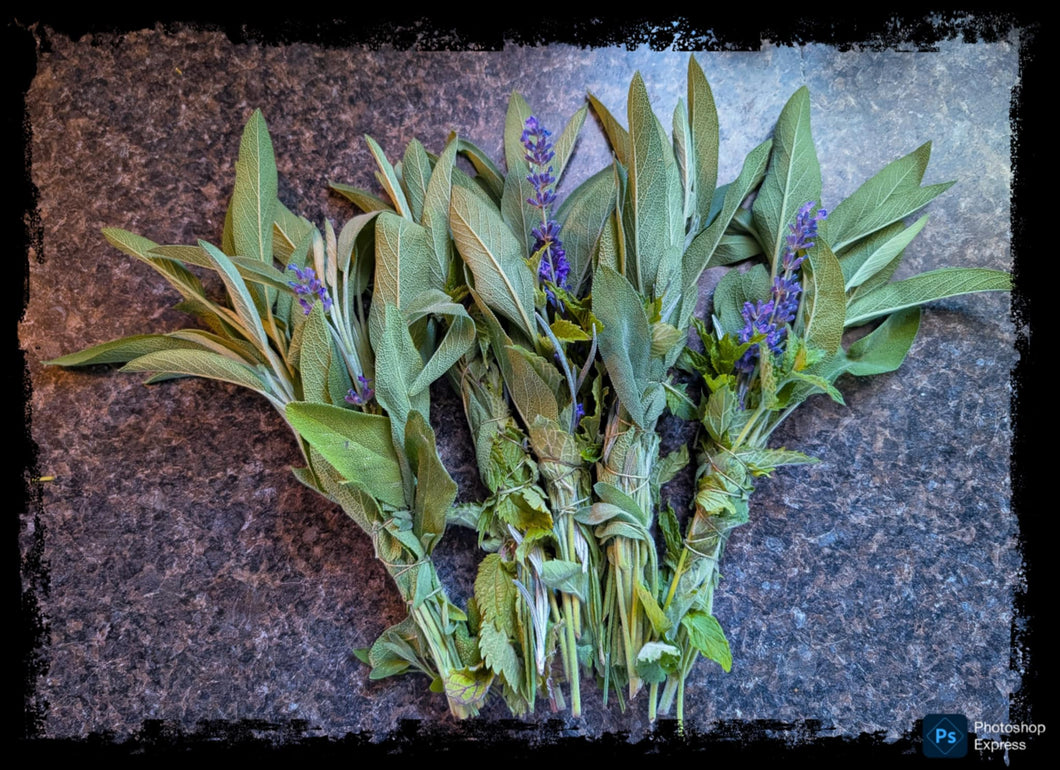 Fresh Herbal Bundles