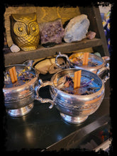 Load image into Gallery viewer, Sea Hag Cauldron Vintage Candles
