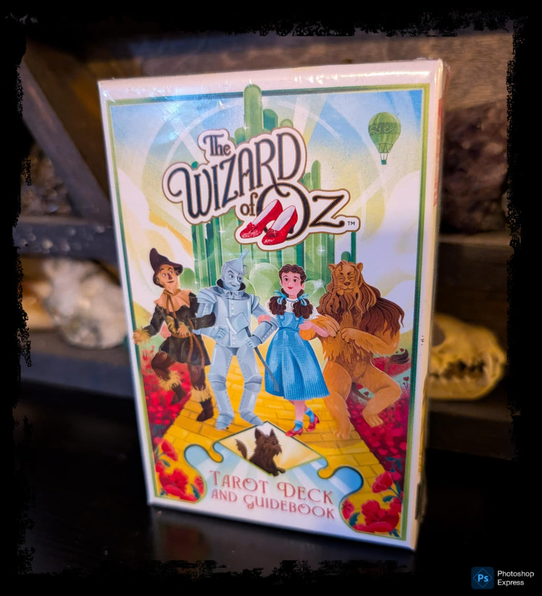 The Wizard of Oz Tarot Deck & Guidebook