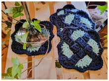 Load image into Gallery viewer, Celtic Knot Coasters
